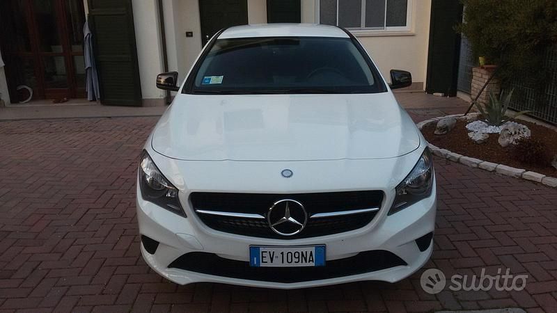 Usata Mercedes CLA220 Premium 177 CV (130 kW) 2014 Berlina