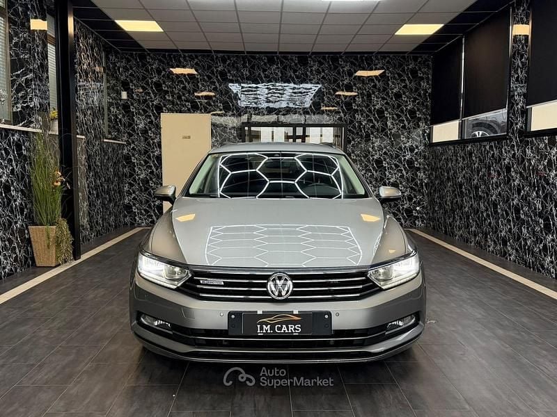 Usata VW Passat Comfortline 150 CV (110 kW) 2016 Argento Station wagon