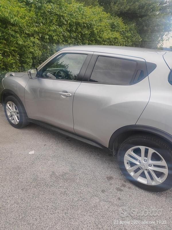 Usata Nissan Juke 110 CV (80 kW) 2017 Grigio SUV