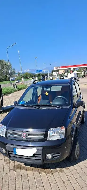 Usata Fiat Panda Climbing 60 CV (44 kW) 2009 Nero Utilitaria