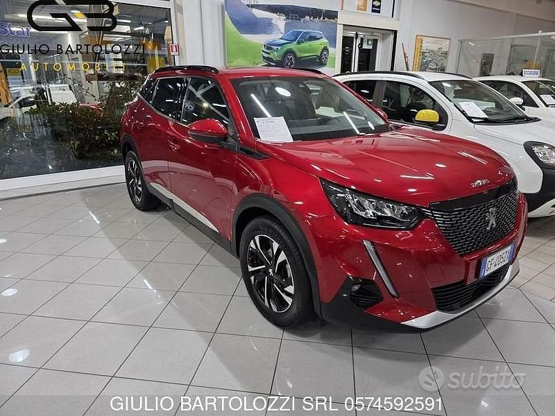 Usata Peugeot 2008 Allure 110 CV (80 kW) 2021 Rosso SUV