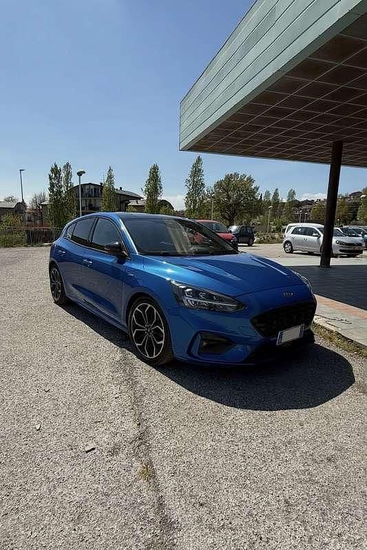 Usata Ford Focus ST-Line 120 CV (88 kW) 2018 Blu/azzurro Berlina