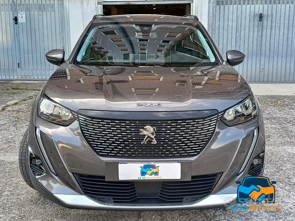 Usata Peugeot 2008 Allure 131 CV (96 kW) 2020 Grigio SUV