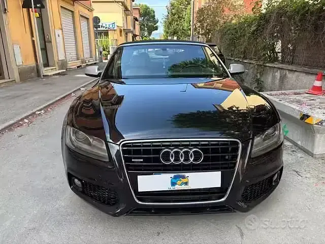 Usata Audi A5 Cabriolet S-Line 239 CV (175 kW) 2012 Nero Cabrio