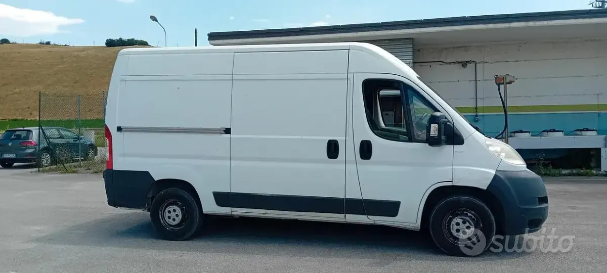 Usata Peugeot Boxer 120 CV (88 kW) 2011 Bianco Furgone