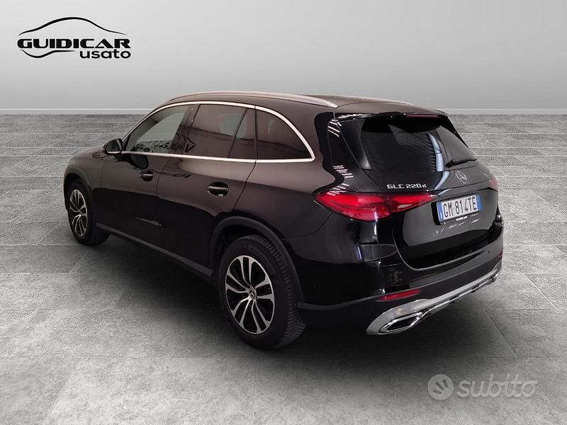 Usata Mercedes GLC220 Advanced Plus 197 CV (144 kW) 2023 Nero metallizzato SUV