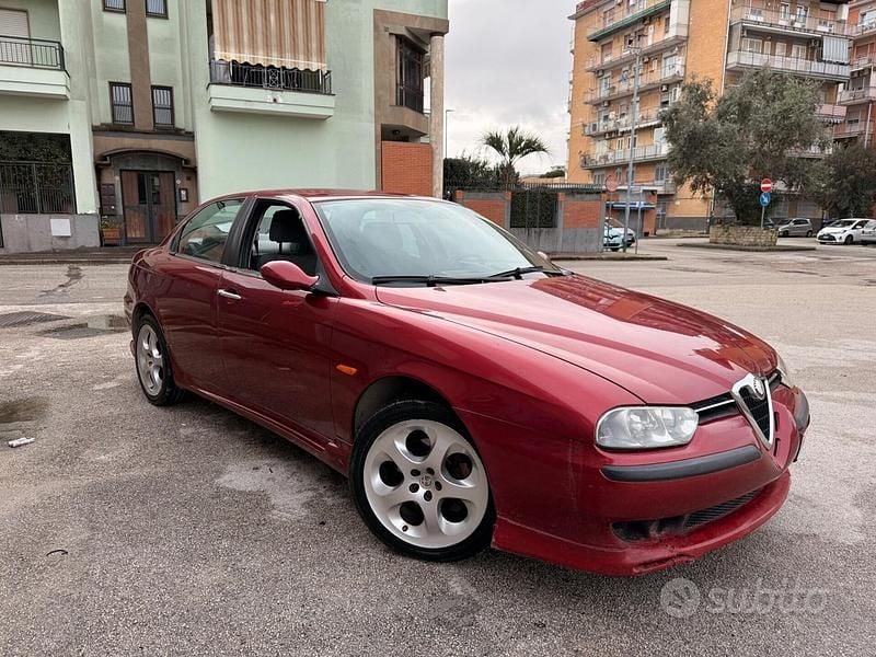 Usata Alfa Romeo 156 120 CV (88 kW) 1998 Rosso Berlina