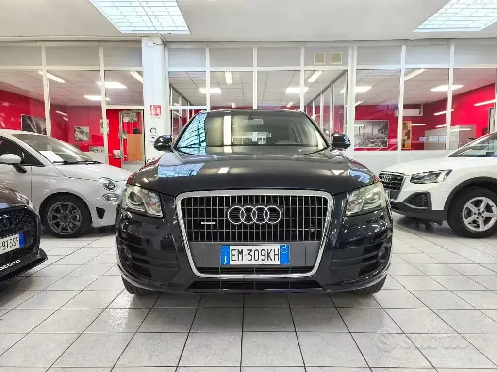 Usata Audi Q5 179 CV (131 kW) 2012 Nero pastello SUV