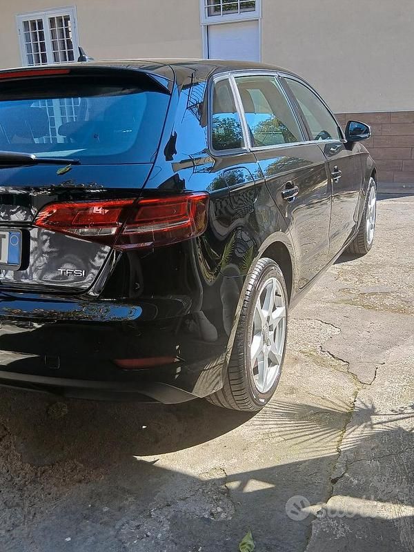 Usata Audi A3 120 CV (88 kW) 2018 Berlina