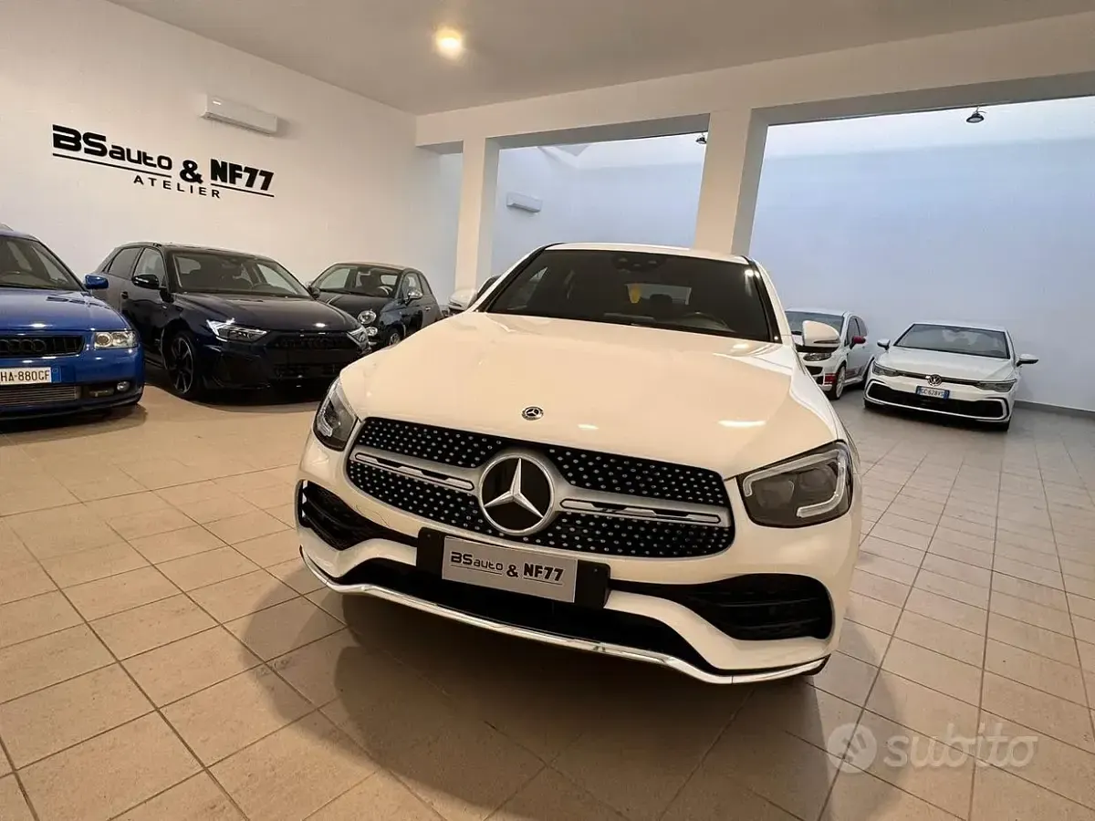Usata Mercedes GLC200 Premium Plus 163 CV (119 kW) 2019 Bianco SUV
