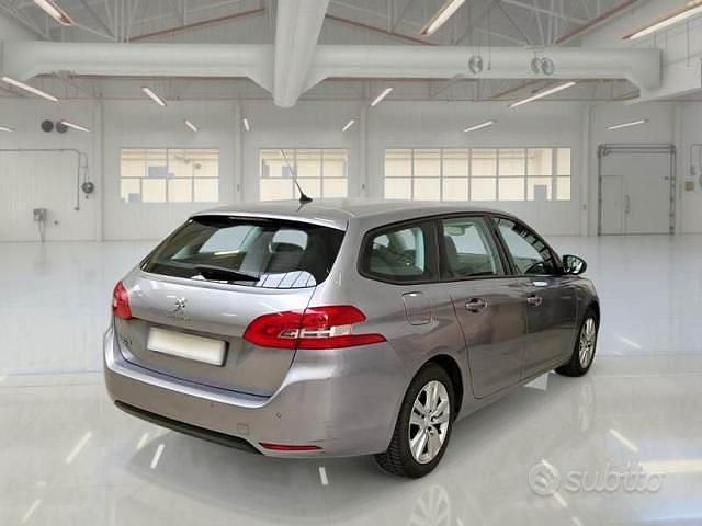 Usata Peugeot 308 Active 102 CV (75 kW) 2018 Grigio Station wagon