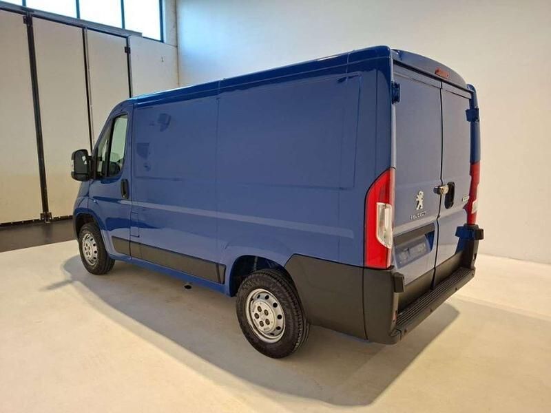 Usata Peugeot Boxer S 140 CV (102 kW) 2021 Blu/azzurro Furgone