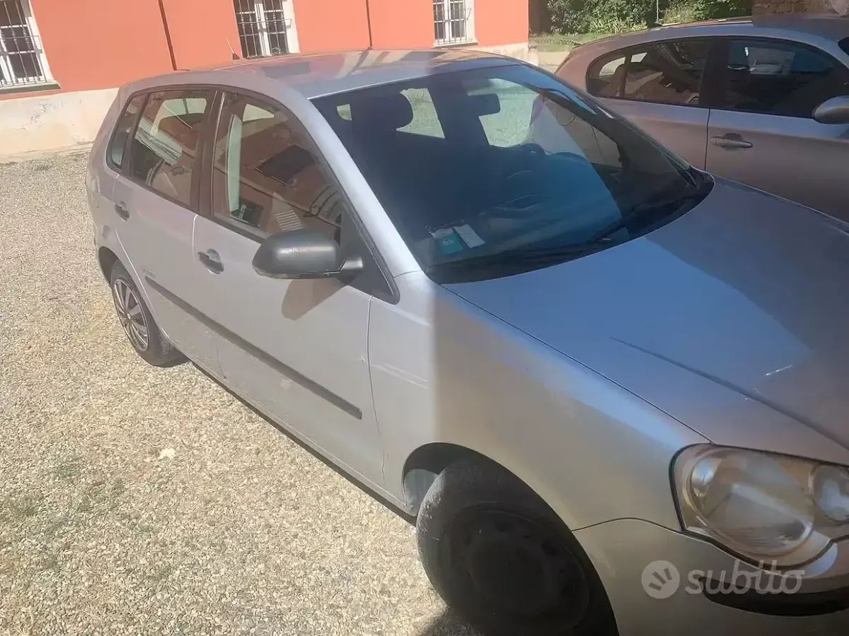 Usata VW Polo 69 CV (50 kW) 2008 Grigio Utilitaria