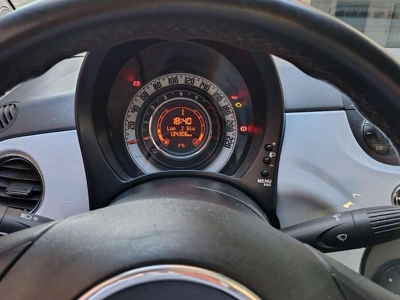 Begagnad Fiat 500 Lounge 101 HK (74 kW) 2010 Blå Cab