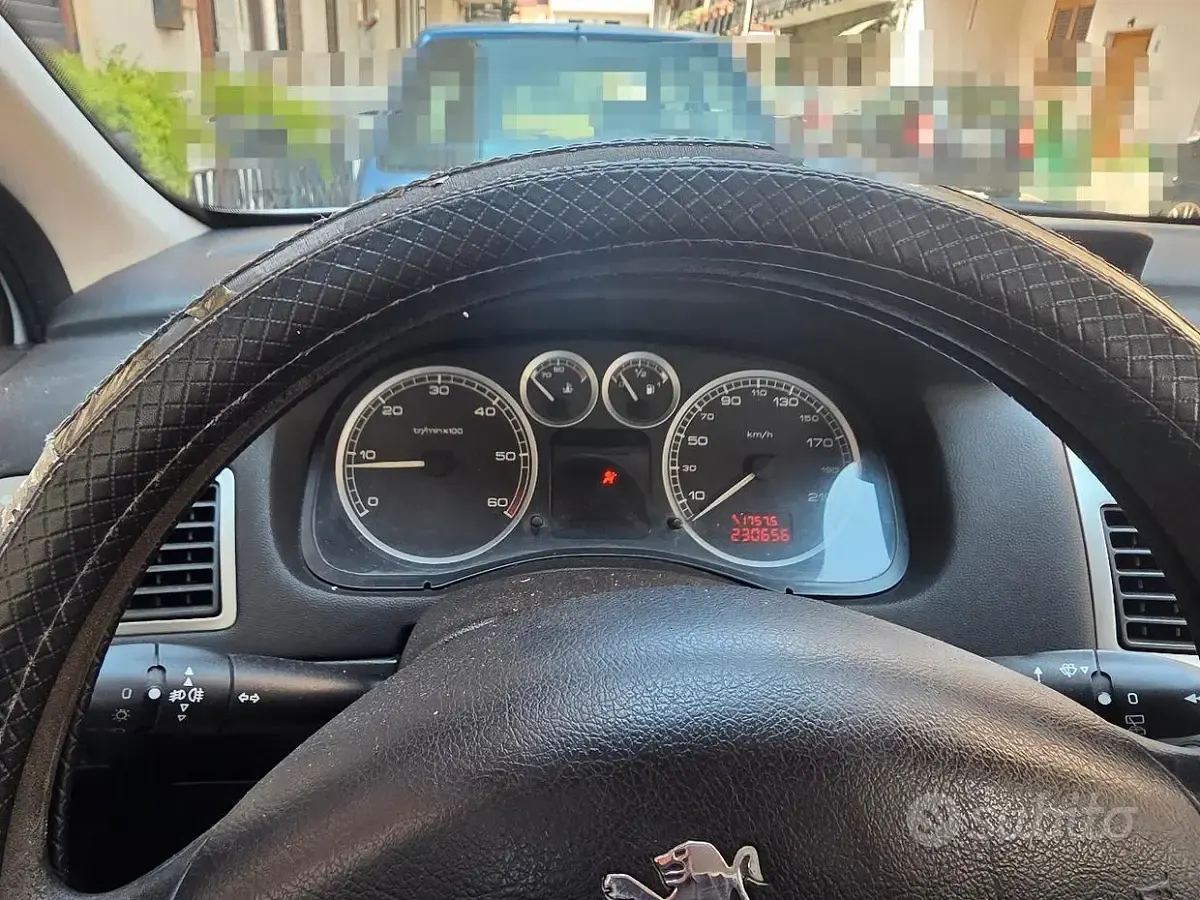 Usata Peugeot 307 CC 109 CV (80 kW) 2005 Cabrio