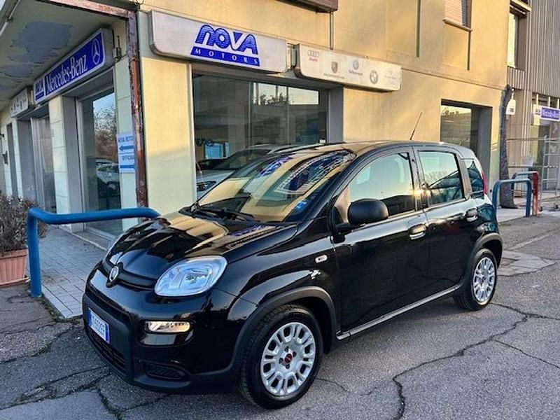 Usata Fiat Panda S 69 CV (50 kW) 2024 Nero Utilitaria