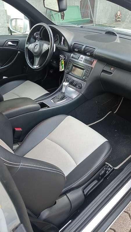 Usata Mercedes CL220 150 CV (110 kW) 2009 Argento Coupé