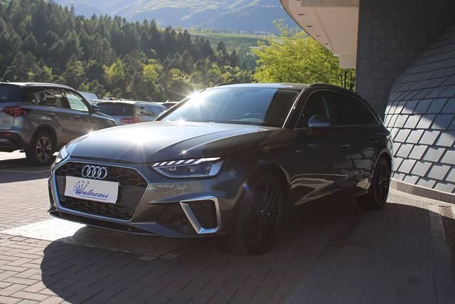 Usata Audi A4 S-Line 204 CV (150 kW) 2023 Grigio Station wagon