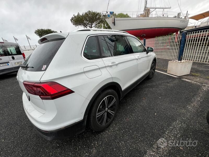 Usata VW Tiguan 150 CV (110 kW) 2019 Bianco SUV