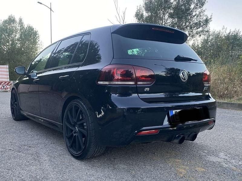 Usata VW Golf VI R 310 CV (228 kW) 2011 Utilitaria