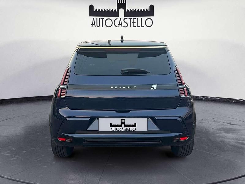 Usata Renault 5 E-Tech Iconic 77 kW (106 CV) 2024 Blu/azzurro Berlina
