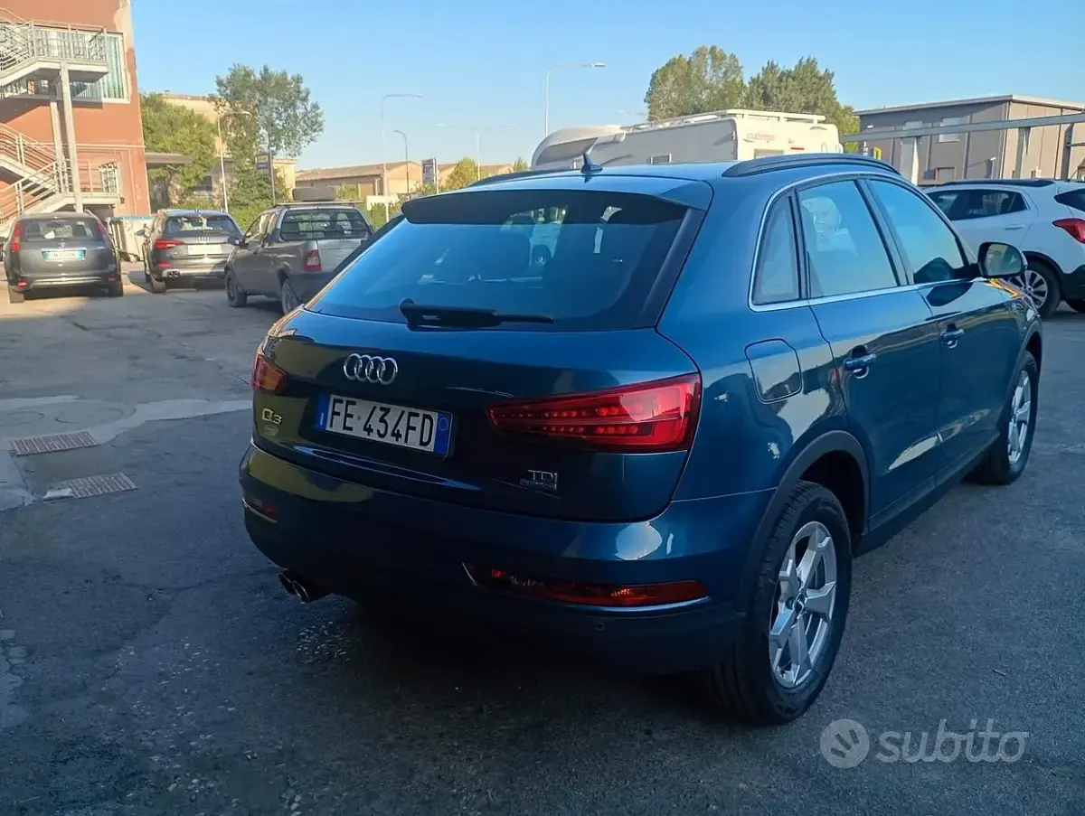 Usata Audi Q3 Sport 150 CV (110 kW) 2016 Bluazzurro SUV