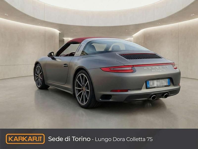 Usata Porsche 911 420 CV (308 kW) 2016 Grigio Cabrio