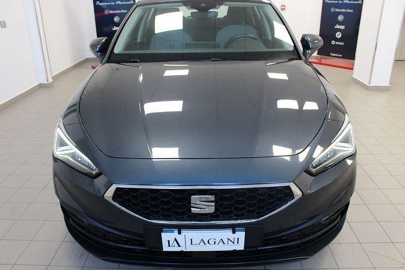 Usata Seat Leon Style 150 CV (110 kW) 2021 Grigio Berlina