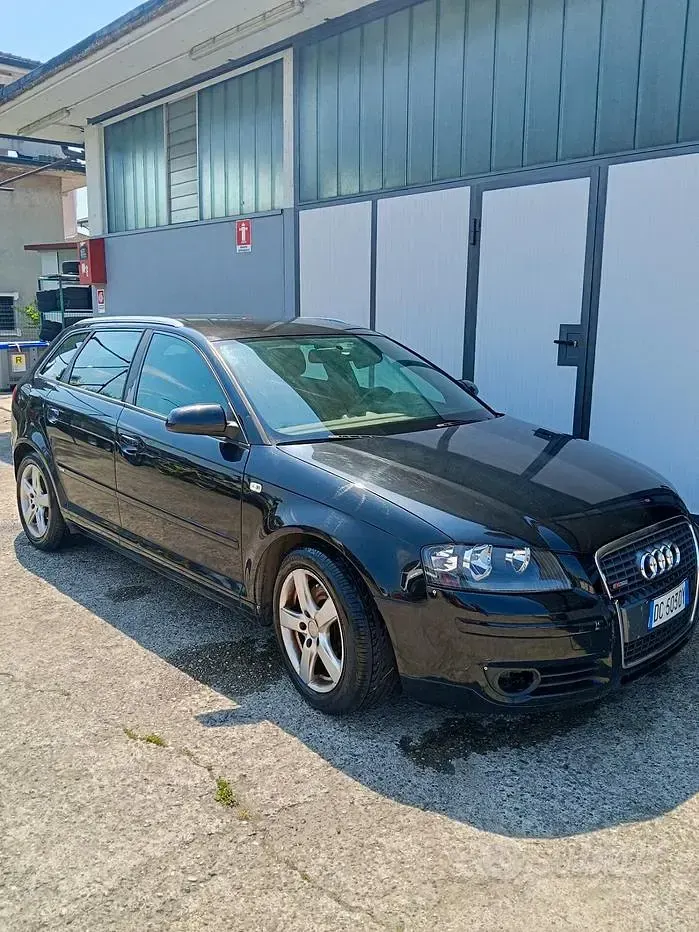 Usata Audi A3 Sportback Ambition 140 CV (102 kW) 2006 Nero Utilitaria