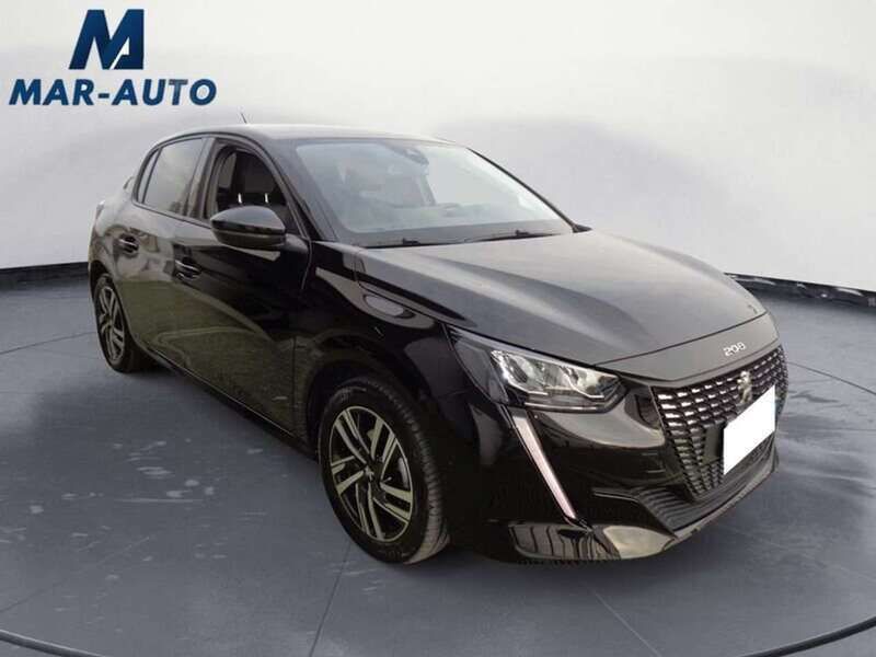Usata Peugeot 208 Allure 75 CV (55 kW) 2022 Nero Utilitaria
