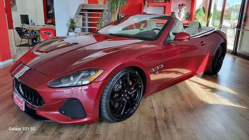 Rosso Usata 2015 Maserati GranCabrio Cabrio | 75.000 € (Ottimo prezzo) - Immagine 1/3
