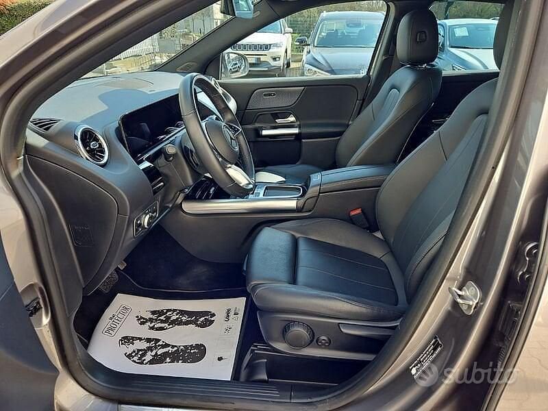 Usata Mercedes GLA180 Advanced 116 CV (85 kW) 2023 Grigio SUV