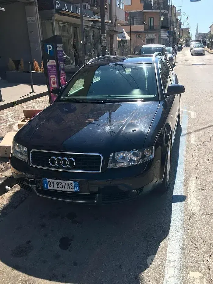 Usata Audi A4 130 CV (95 kW) 2003 Blu Berlina