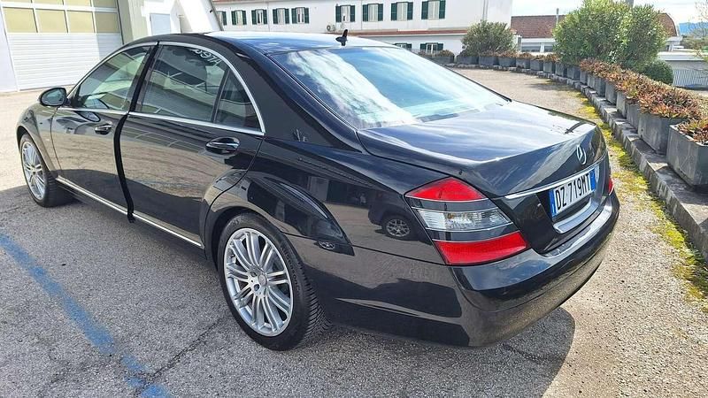 Usata Mercedes S320 Avantgarde 235 CV (172 kW) 2009 Nero Berlina