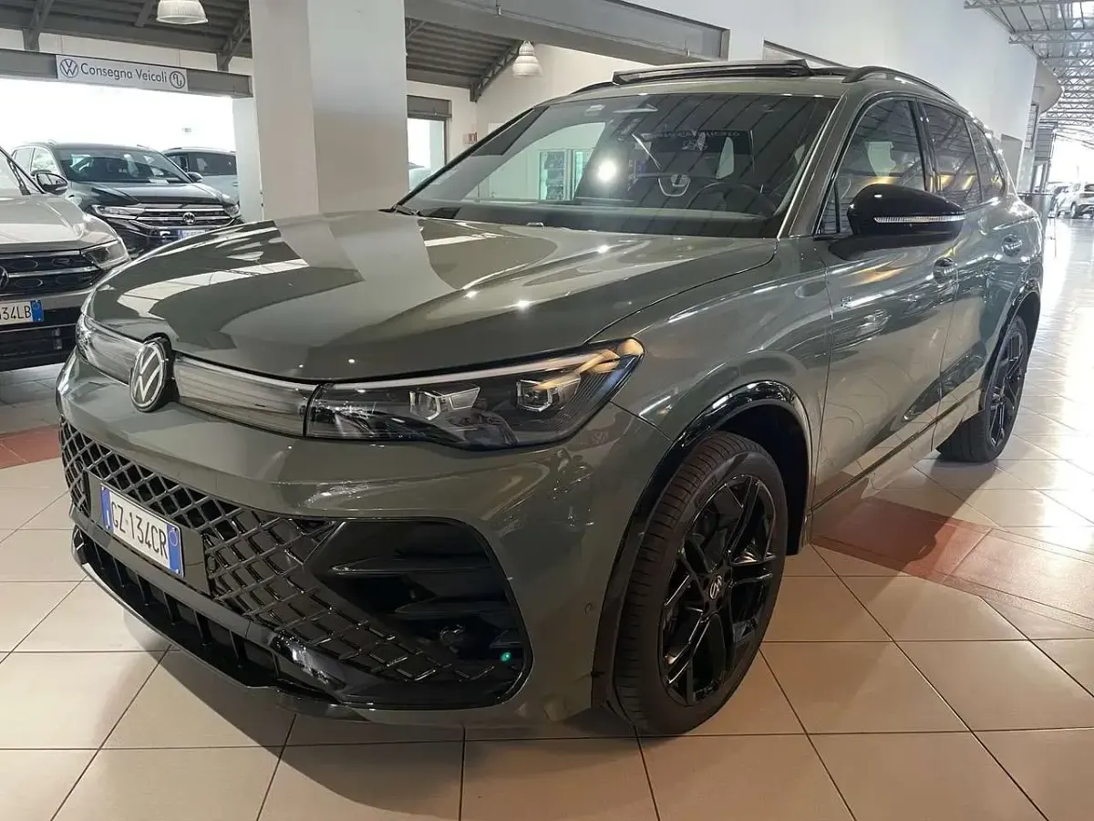 Usata VW Tiguan R-line Plus 193 CV (141 kW) 2025 Other SUV