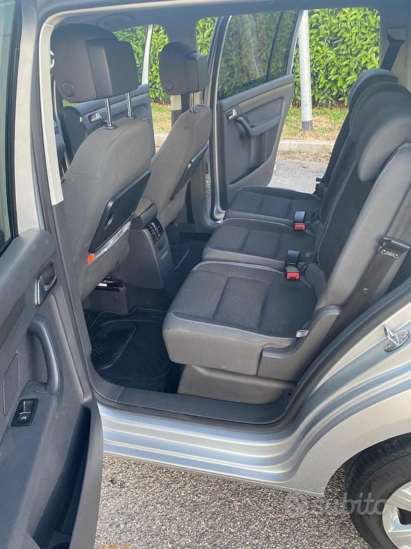 Usata VW Touran 102 CV (75 kW) 2013 Grigio Monovolume