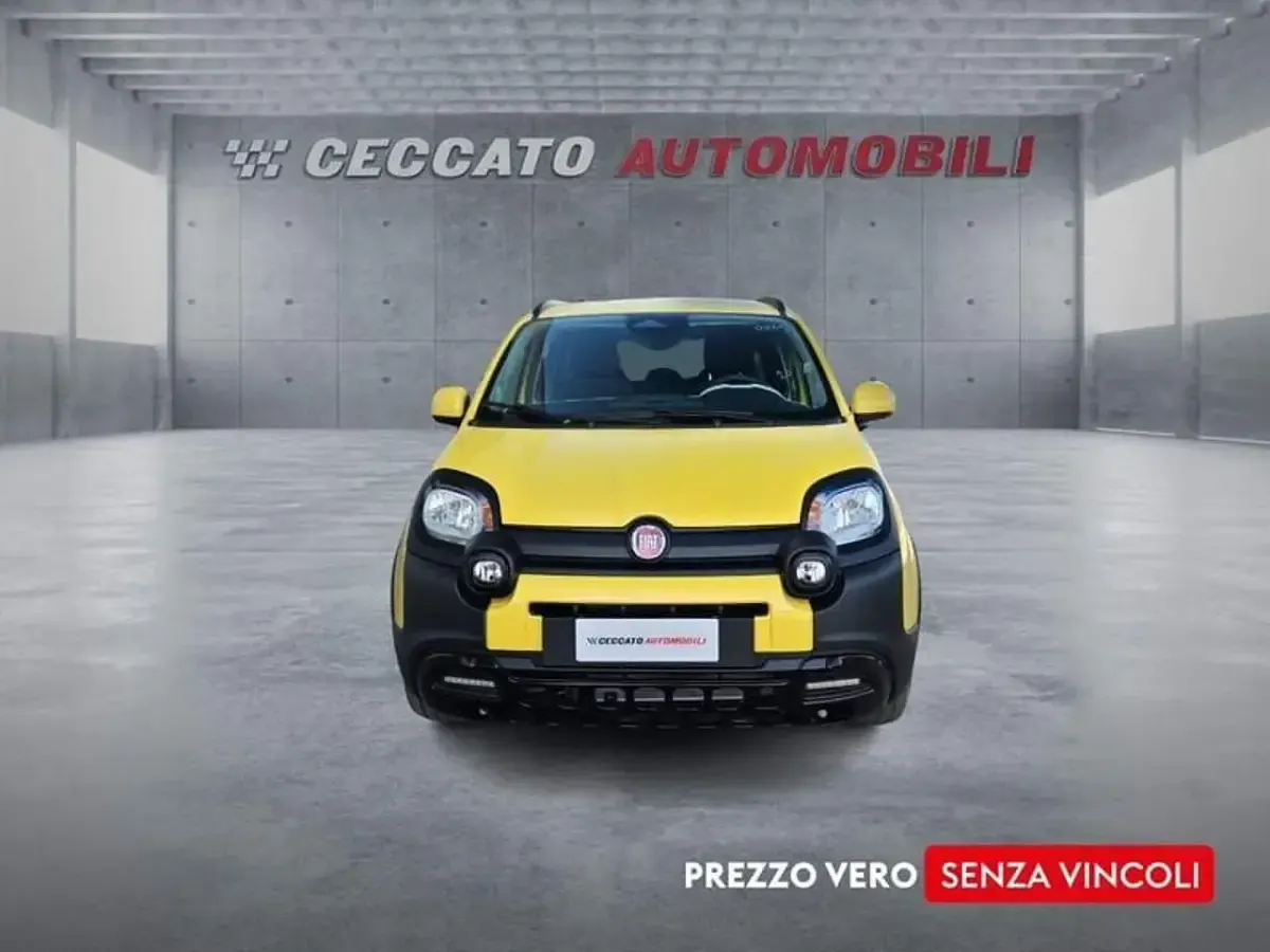 Nuova Fiat Panda Cross 65 CV (47 kW) 2026 Giallo Utilitaria