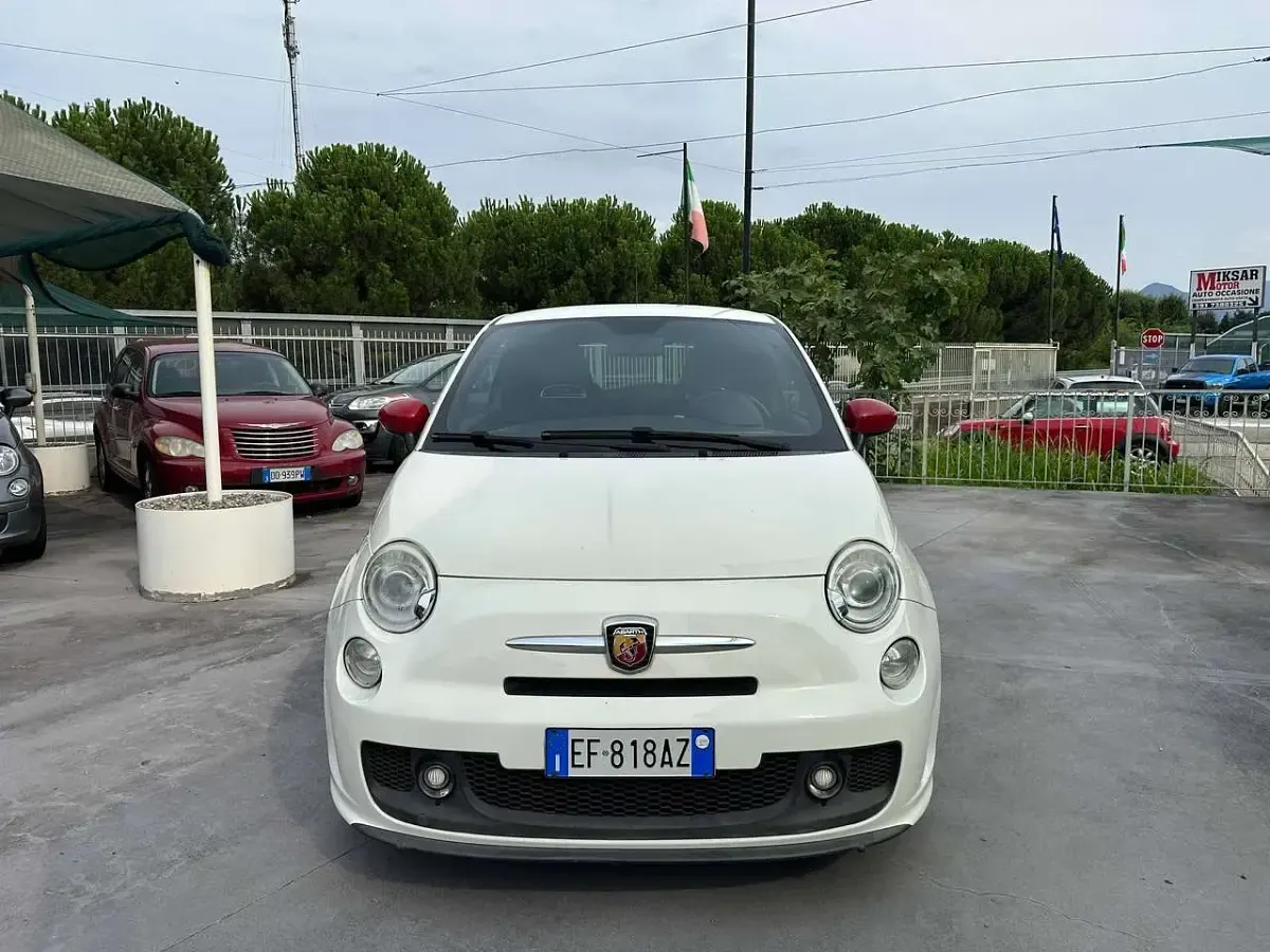 Usata Abarth 500 135 CV (99 kW) 2010 Bianco Utilitaria