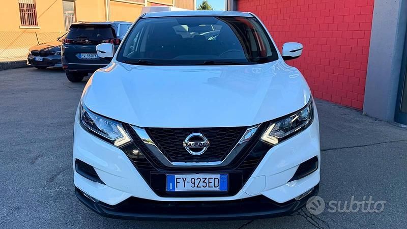 Usata Nissan Qashqai Tekna 150 CV (110 kW) 2019 Bianco SUV
