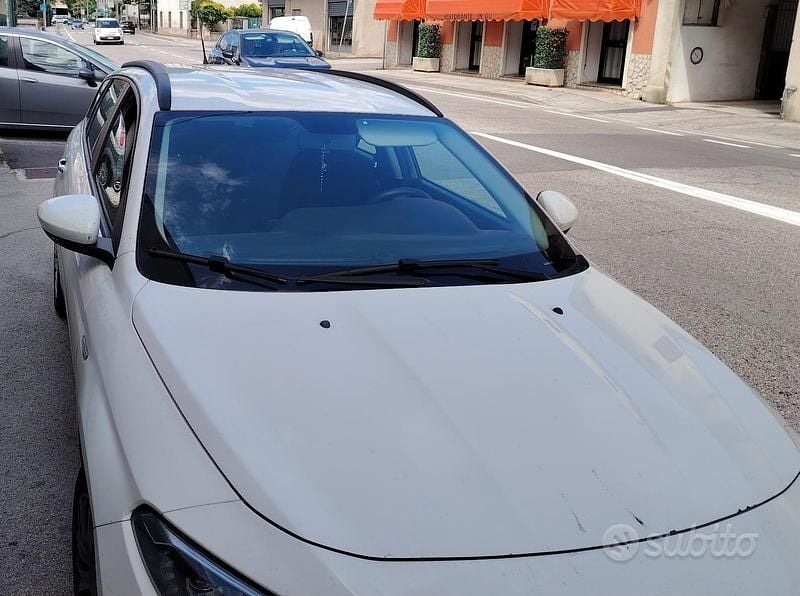 Usata Fiat Tipo Wagon 84 CV (61 kW) 2019 Bianco Station wagon