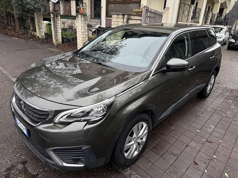 Bronzo Usata 2019 Peugeot 5008 Business-Line SUV | 16.900 € (Super prezzo) - Immagine 1/4