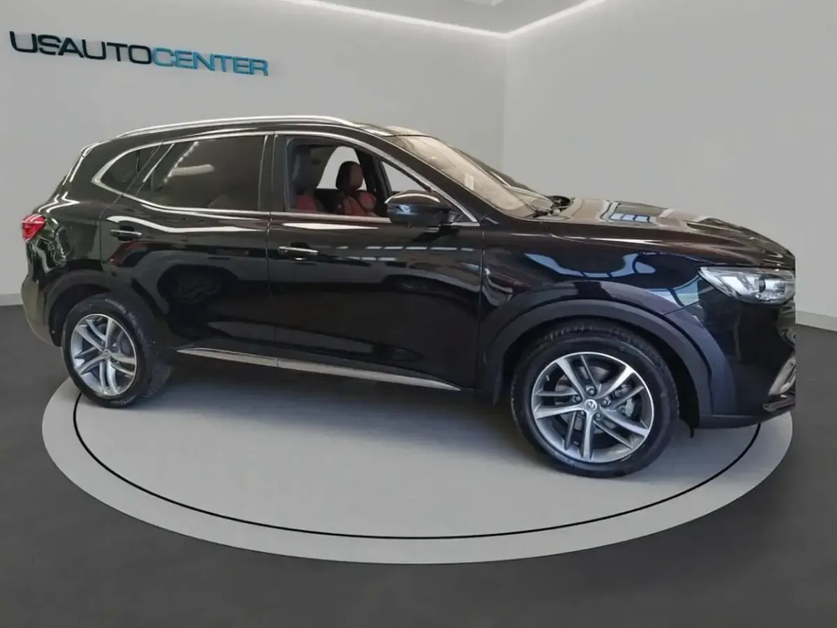Usata MG EHS Exclusive 258 CV (189 kW) 2022 Nero SUV