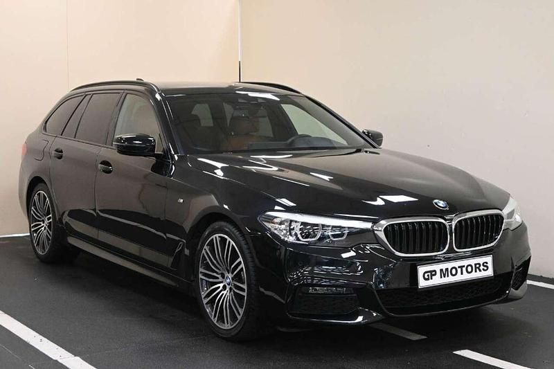 Nero Usata 2020 BMW 520 M Sport Station wagon | 35.900 € (Molto cara) - Immagine 1/4