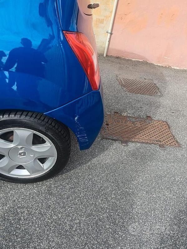 Usado Renault Twingo 65 CV (47 kW) 2008 Azul Utilitario