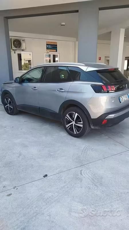 Occasion Peugeot 3008 Allure 131 ch (96 kW) 2020 Gris SUV