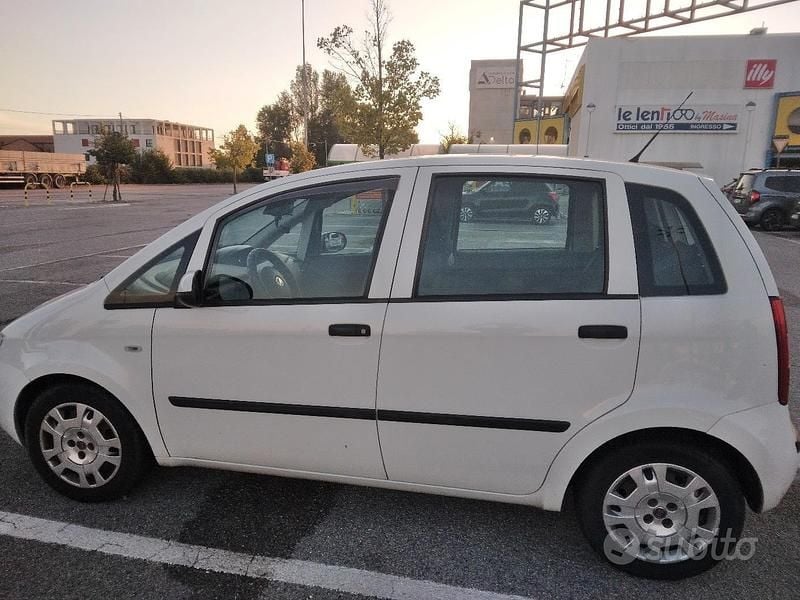 Usata Fiat Idea 80 CV (58 kW) 2015 Bianco Monovolume