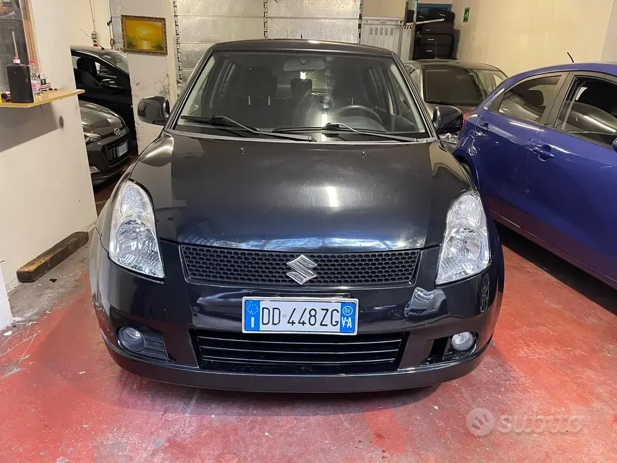 Usata Suzuki Swift GL 92 CV (67 kW) 2006 Nero Utilitaria