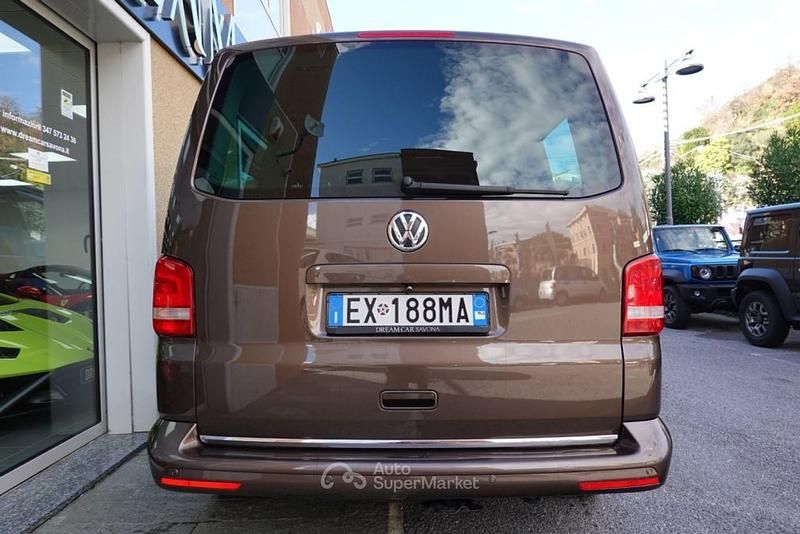 Usata VW Multivan Highline 180 CV (132 kW) 2015 Marrone Monovolume