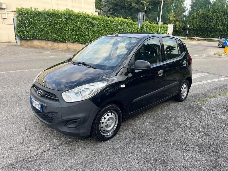 Usata Hyundai i10 69 CV (50 kW) 2012 Nero Utilitaria