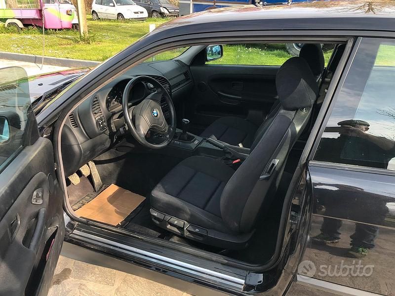 Usata BMW 316 102 CV (75 kW) 1995 Nero Coupé
